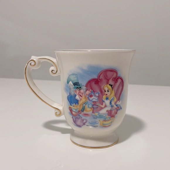 Alice in Wonderland Disney Authentic Mug - Picture 1 of 8